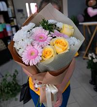 Букет цветов из:  Герберы, Розы и Хризантемы в Дьяченково