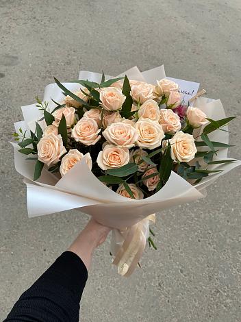 Букет Кремовые розы Латте в Дьяченково